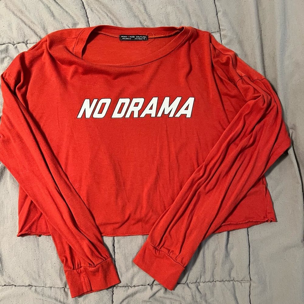 Long sleeve crop top